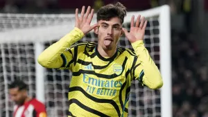 Late Kai Havertz goal sees Arsenal beat Brentford to reach Premier League summit