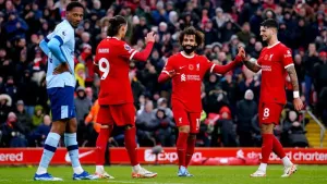 Mohamed Salah at the double as Liverpool brush aside Brentford