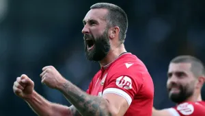 Ollie Palmer nets early opener as Wrexham beat Gillingham to go second