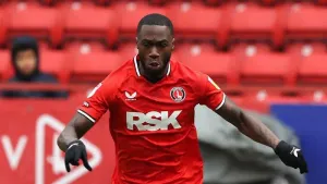 Corey Blackett-Taylor earns point for Charlton at play-off hopefuls Barnsley