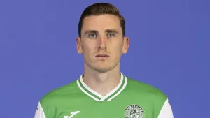 Hibernian boss Nick Montgomery hails returning defender Paul Hanlon