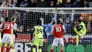 Play-off chasing Sunderland held at rock-bottom Rotherham