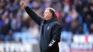 Coventry’s late show shocks leaders Leicester