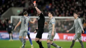 Everton to appeal against controversial red card shown to Dominic Calvert-Lewin