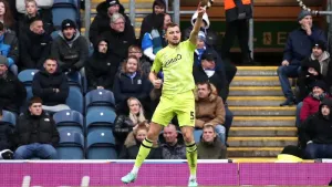 Michal Helik helps Huddersfield to point at Blackburn
