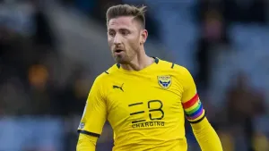 Oxford leave it late to snatch a point against Portsmouth