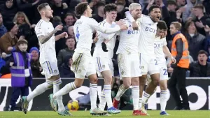 Patrick Bamford helps Leeds back to winning ways against Birmingham