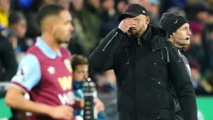 Vincent Kompany frustrated as Burnley held by Luton
