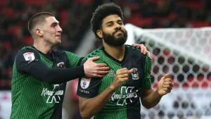 Ellis Simms grabs only goal to maintain Coventry’s play-off push at Stoke