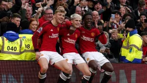 Keep going and stay hungry, Erik ten Hag tells Manchester United’s rising stars