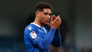 Lewis Walker strikes late as Woking snatch point against Hartlepool