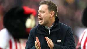 Michael Beale reveals ‘honest’ half-time words sparked Sunderland’s fightback