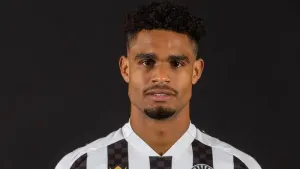 Mikael Mandron and Toyosi Olusanya fire St Mirren to victory over Dundee