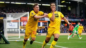 Sheffield United close gap at the bottom with victory at in-form Luton