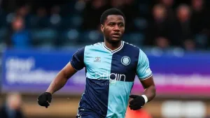 Beryly Lubala penalty earns Wycombe late win at Reading