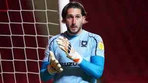 Franco Ravizzoli deserved to keep his place – Wycombe boss Matt Bloomfield