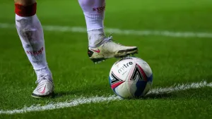 Halifax close in on play-off places with easy win over Oxford City