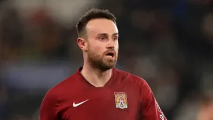 Matty Warburton rescues point for Solihull from draw with Barnet