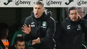 Nick Montgomery urges Hibernian to maintain top-six spot