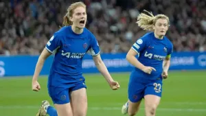 Sjoeke Nusken helps Chelsea put one foot in Champions League semi-finals
