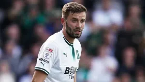 Wycombe boss hails ‘fantastic’ Matt Butcher after goals against Northampton