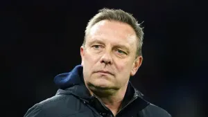 Andre Breitenreiter wants VAR in Championship after late penalty denies Terriers