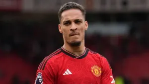 Antony says ‘critics make me want to work harder’ amid Man Utd struggles