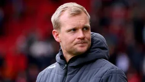 Bristol City’s travel plans change after flight is cancelled due to high winds