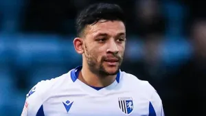 Cambridge earn gutsy draw with Charlton to move further point clear of drop zone