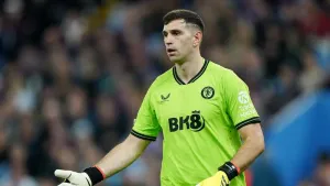 Emiliano Martinez stars as Aston Villa beat Lille on penalties