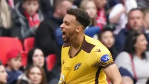 Grimsby clinch survival after home win over Swindon