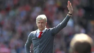 Arsenal manager Arsene Wenger bids farewell at Huddersfield (Mike Egerton/PA)