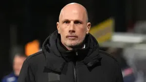 Philippe Clement urges Rangers to embrace intense environment of run-in