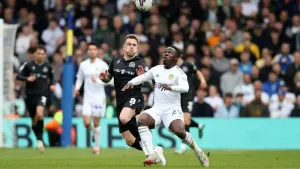 Sammie Szmodics nets late Blackburn winner as Leeds suffer blow in promotion bid
