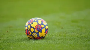 Southend keep slim play-off hopes alive with comeback win at Wealdstone