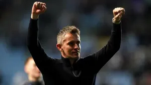 Kieran McKenna named LMA manager of the year