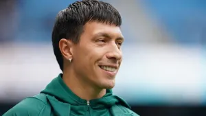 Lisandro Martinez to return to Manchester United squad against Newcastle