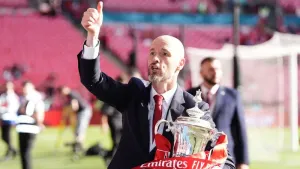 Erik ten Hag to remain as Manchester United manager after performance review