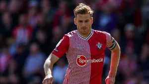 Stuart Armstrong to leave Southampton