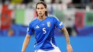 Arsenal sign Italy defender Riccardo Calafiori from Bologna