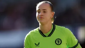 Arsenal sign goalkeeper Daphne van Domselaar from Aston Villa