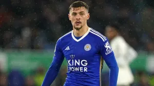 Chelsea sign Leicester midfielder Kiernan Dewsbury-Hall for around £30million