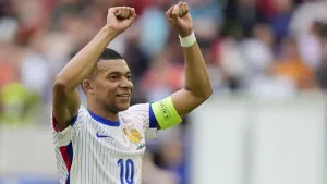 Kylian Mbappe does not want to be Cristiano Ronaldo’s Real Madrid successor