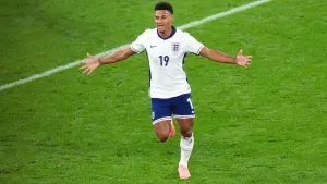 Ollie Watkins nets 90th-minute winner to fire England into Euro 2024 final
