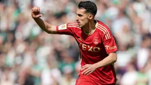 Aberdeen start their Premiership campaign with victory at St Johnstone