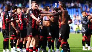 Bournemouth stun Everton with late comeback as 10-man Arsenal held by Brighton