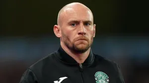 David Gray says Hibernian’s display in loss at St Mirren was ‘unacceptable’