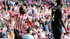 Eliezer Mayenda sets good example at Sunderland – Regis Le Bris