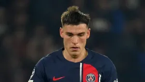 Manuel Ugarte completes move to Manchester United from Paris St Germain