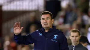 Nigel Clough praises Mansfield’s effort in Stockport draw